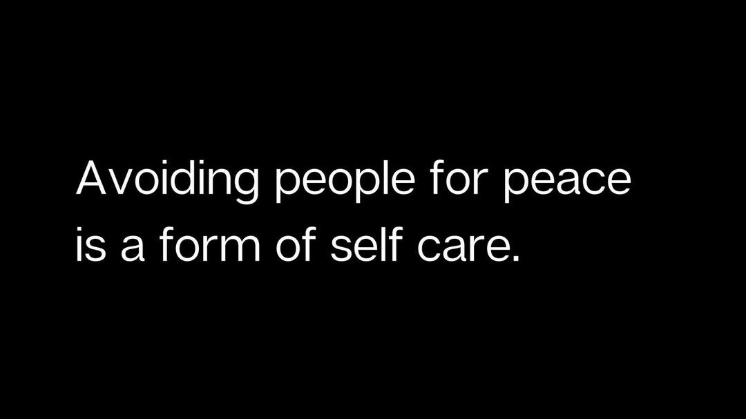 introvertsmemes's tweet photo. Introverts motto for life https://t.co/DPyPPxb8Ju