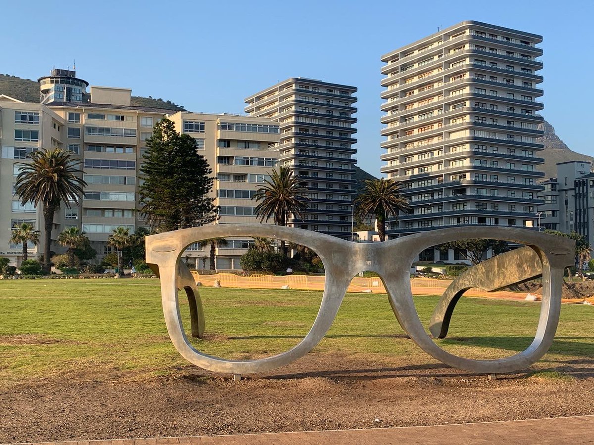 What a glorious start to the first day in stunning Cape Town. Seapoint area the best for an early morning walk.  Super weather #capetown #sharesouthafrica