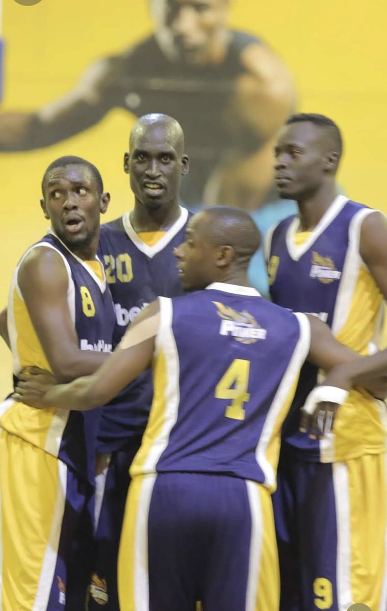 Throw Back; when <a href="/4Shizo20/">Soro Geoffrey</a> was still 👨‍🦲, <a href="/Sebatindira04/">Sebatindira Fahmy</a> still gat handles, <a href="/Mad/">@Mad</a> Mike still gat the ✈️  and @ikongjosephAnyuru always out of the huddle, must have been disturbing a ref or a fan 😂😂😂 @powerbballclub <a href="/Namblazers/">Namuwongo Blazers</a>