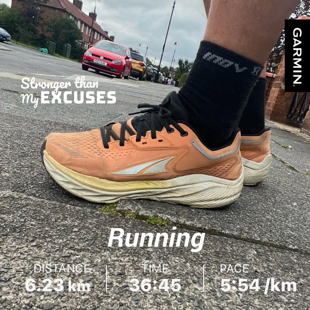 Morning run 🏃🏻‍♂️🥵✅
My fast is your slow and I fuc.ing like that 💥🤘🏻
Have nice day everyone 🙂
#róbswoje 
#ruszdupe 
#slowheroteam
#doyourthing 
#myfastisyourslow
#slowisthenewfast
#sloworfastmoveyourarse 
#bieg
#bieganie
#run
#running 
#nevergiveup 
#inspire