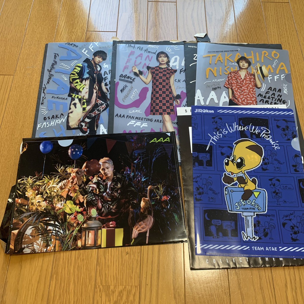nananananaa8's tweet photo. AAAグッズのクリアファイルお譲りします。
1枚150円➕送料で考えております。
メルカリ対応も可能です。

#AAAグッズ https://t.co/ycAluct68v