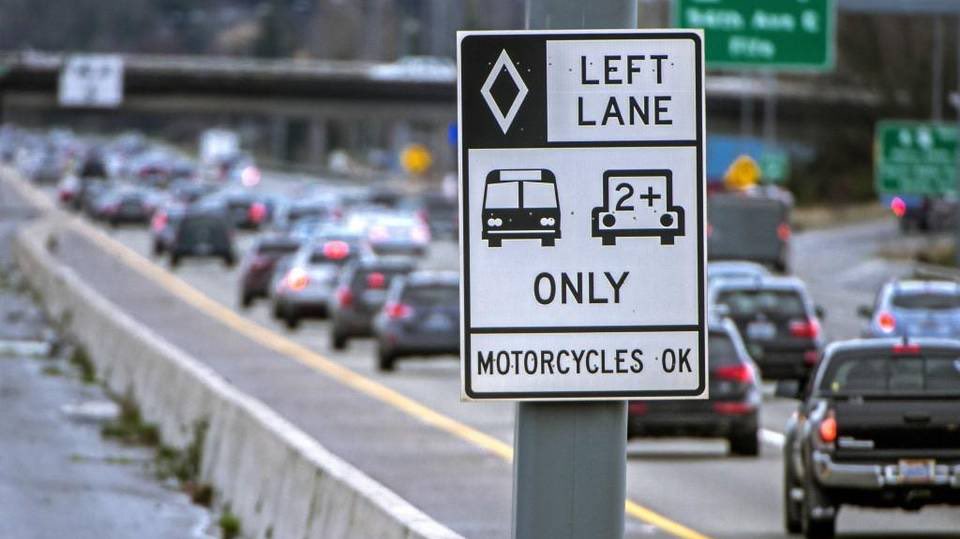 QuestGuidance's tweet photo. Is a pregnant woman legally allowed to use the carpool/HOV lane? I’ll be honest I don’t know the answer, but whatever it is, should help us solve all abortion issues. https://t.co/gSPsj0xfl4