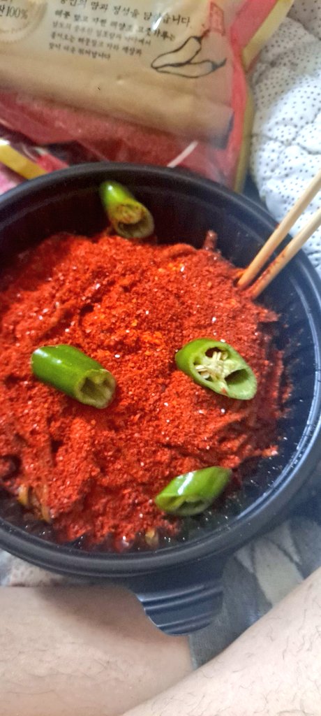BlackPoloDress's tweet photo. 이게 진짜 "맛" 이지 https://t.co/4aTnbyIa7Y