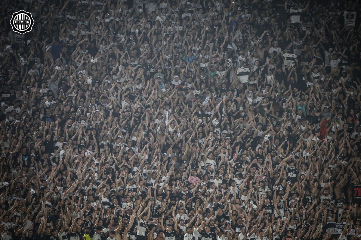 elClubOlimpia's tweet photo. 𝐴 𝑂𝐿𝐼𝑀𝑃𝐼𝐴 𝐿𝑂 𝐻𝐴𝐶𝐸 𝐺𝑅𝐴𝑁𝐷𝐸 𝑆𝑈 𝐺𝐸𝑁𝑇𝐸.

🤍🖤🤍 https://t.co/mP5QZPNLK4