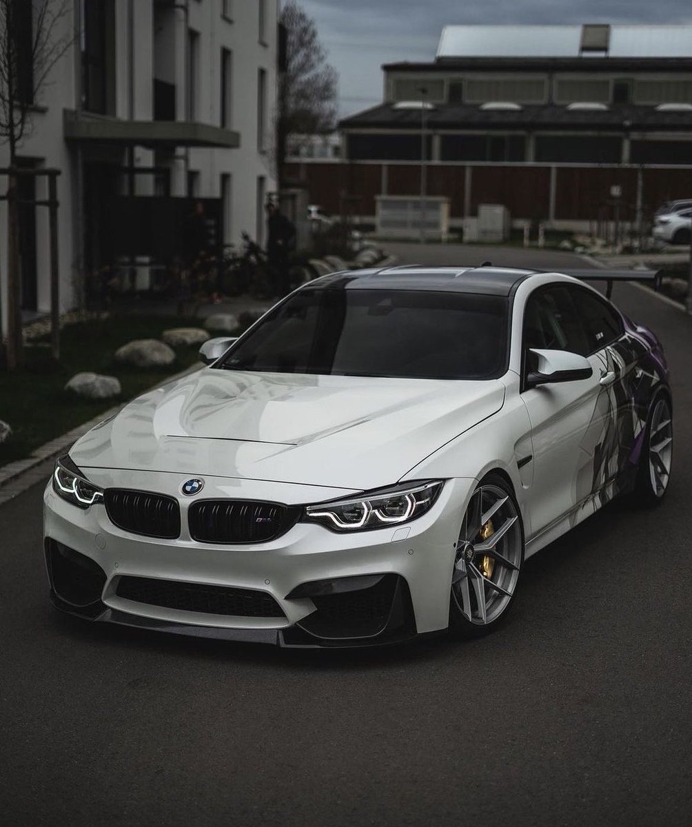 LuxuryCars365's tweet image. BMW M4 ☁️