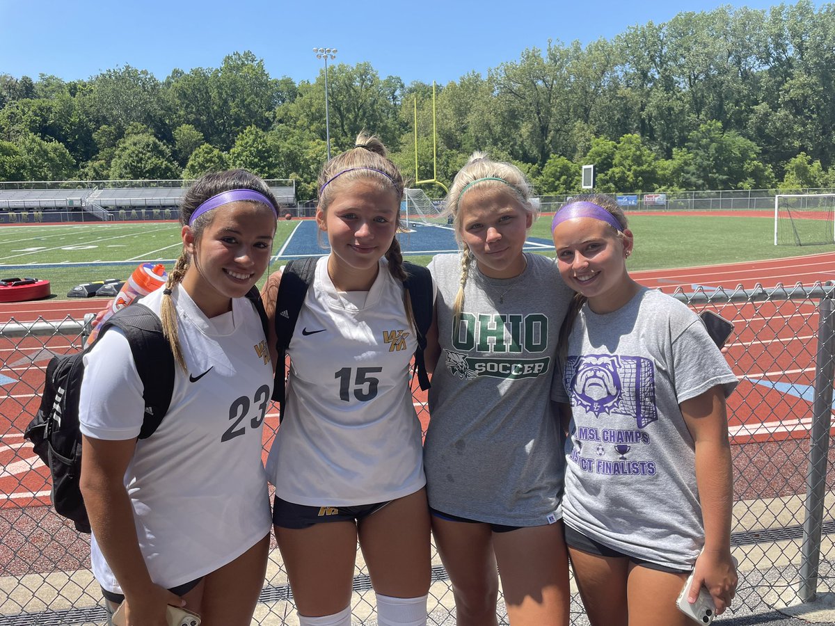 Scrimmages against club teammates.. Also got to watch my favorite sisters play!  @Sporting_ECNLRL @Coach_Merrick1 @lillyfreistat #bcbulldogs @BCDawgsSoccer #gkunion @ImYouthSoccer @ImCollegeSoccer @GIK_FemaleHUB #shesakeeper