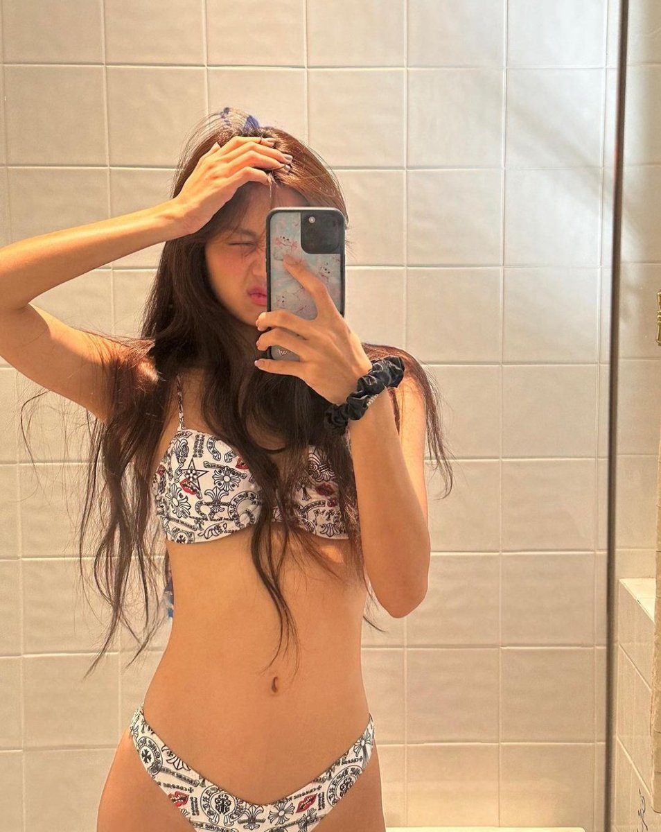 Fernnyx_'s tweet photo. Es que, que perfecta creación de Dios #LISA https://t.co/mu9SVuqhpR