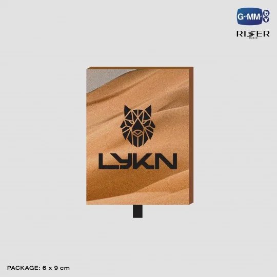 __DotComDotMY__'s tweet image. ᴘʀᴇ-ᴏʀᴅᴇʀ •ﻌ•
LYKN Exclusive Photocard Set 🇹🇭🇲🇾

- RM66
- Second Payment Needed
- deadline : September 2
- DM / Order via link ☁️
linktr.ee/dotcomdotmy

#gmmtv #LYKN #UmmUmmLYKN