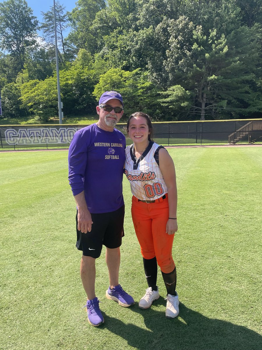 AlysonD00's tweet photo. Went to a Western camp. Thank you to the coaches for making this camp. I learned a lot from this experience. @WesternU https://t.co/Jm2B3Ju1Kx