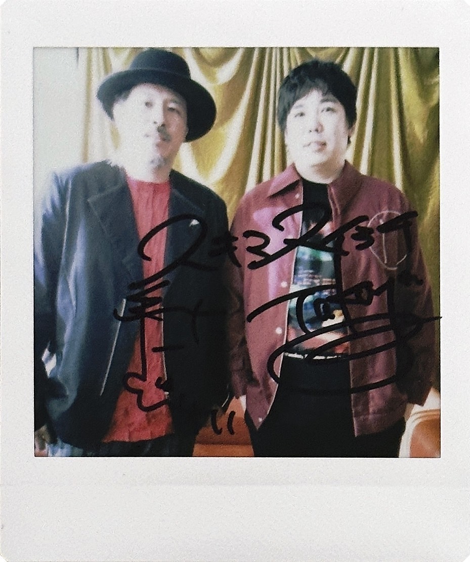 mg_tns's tweet photo. ＼#音楽誌MG NO.18 発売中／

【PRESENT】
#スキマスイッチ のお二人の
サイン入り生写真を1名様にプレゼント🎁

応募方法
①このアカウントをフォロー＆RT
②このツイートにリプ

9/22(金)17時〆切❕
当選通知はDMで✉

https://t.co/RASm4BTOdM https://t.co/bnbpmGGron