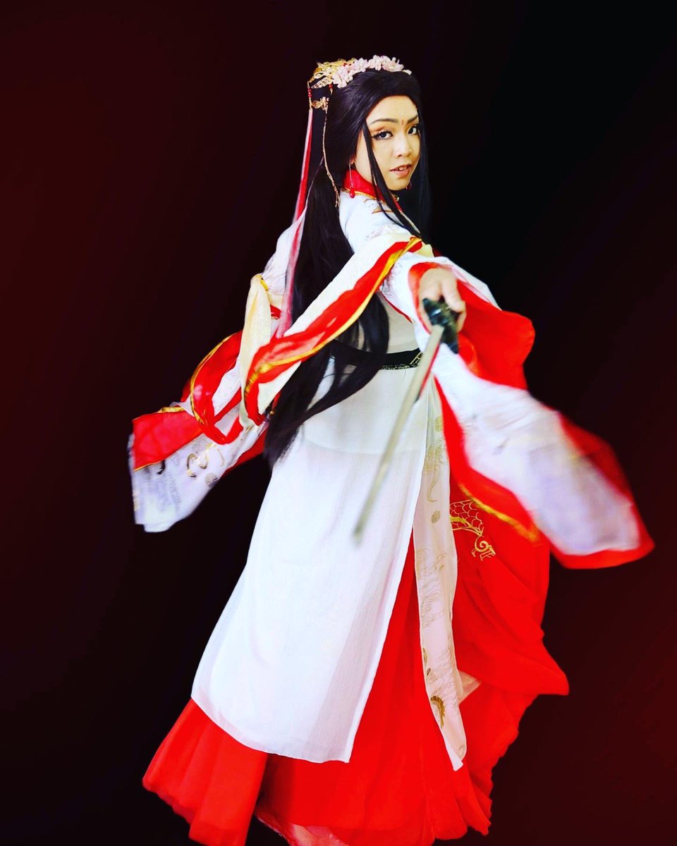 mizuho1901's tweet photo. Look. At. Us !
#heavenofficialsblessing #Cosplay #tianguancifu #xielian #shiqingxuan #flowercrownedmartialgod #lordwindmaster https://t.co/kblVvfYRDE