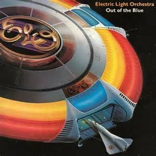 Realmente en mi epoca lo primero que uno compraba eran los discos de 45rpm 

El primer vinilo fue ELO. Out of the Blue