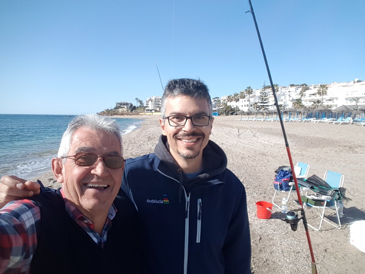 Ragachica's tweet photo. Querido Rafalo, hoy hubieses cumplido 43 años. Sé perfectamente que siempre estarás junto a nosotros. Te queremos mucho cariño ♥️♥️♥️ https://t.co/yPAYTqd4y4