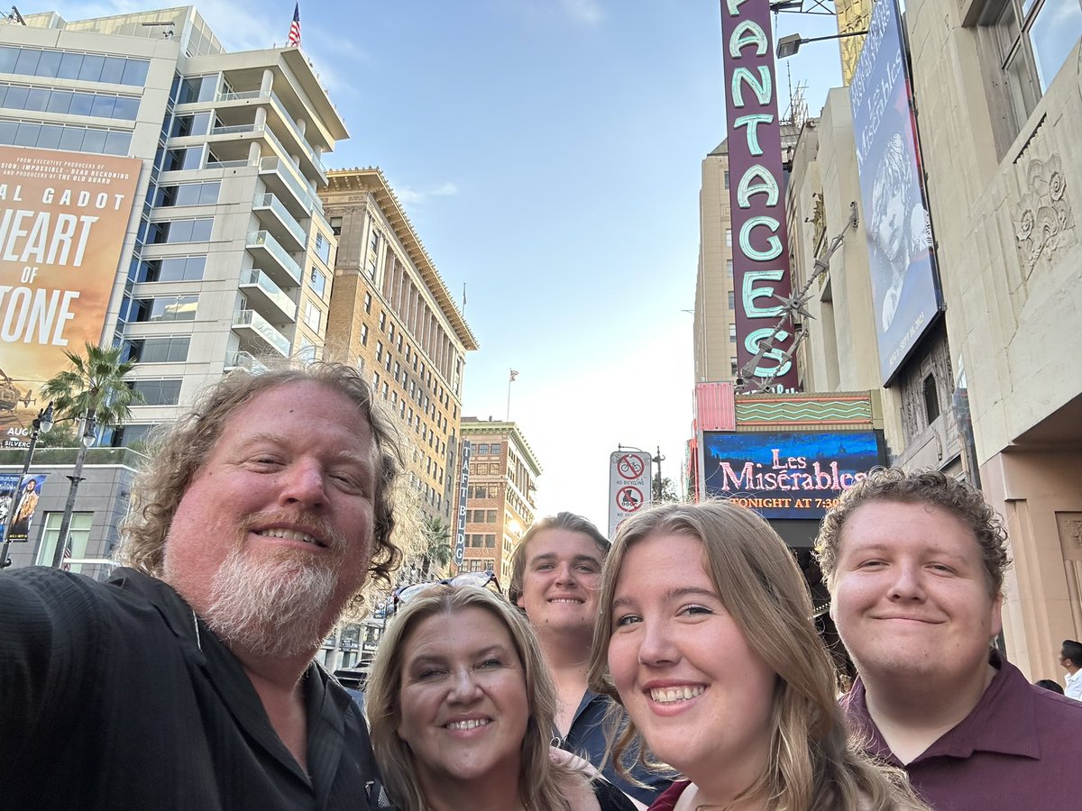 YourmanGodfrey's tweet image. Roscoe’s and theatre… who says I’m not classy. #chickenANDwaffles #lesmiserables
