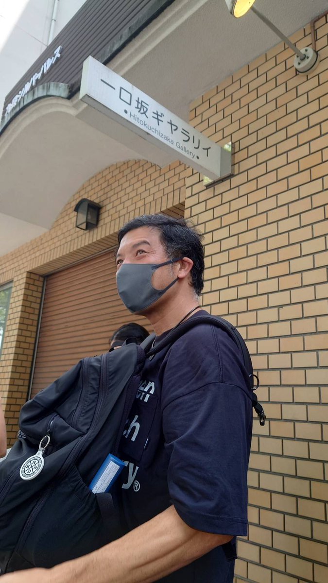 take4808's tweet photo. YTグッズを買いに来たKT
#YT
#yukihidetakiyama
#WhyTea
#一口坂ギャラリィ
#本番は明日 https://t.co/XnaR4AAVfH
