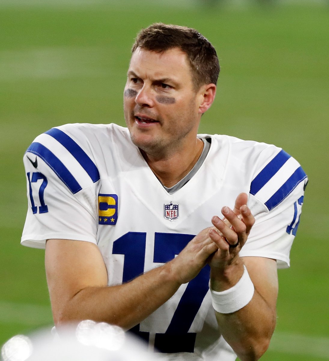 BleacherReport's tweet photo. Kyle Shanahan says Philip Rivers was prepared to come out of retirement to sign with the 49ers if they won the NFC Championship game last season, per @BenVolin

Rivers would have played in the Super Bowl 🤯 https://t.co/w5rYcg4z2W