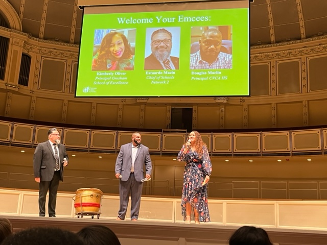 CPSNetwork11's tweet photo. Congratulations to our very own #2023CPSGameChanger, Principal Monique Dockery of Westcott Elementary.  Thanks for sharing your secret BOSS sauce.  Also, kudos to Principal Kimberly Oliver (KO) of Gresham SOE, for bringing the energy and enthusiasm as one of the emcees. #N11 https://t.co/8Kw0XoCZLh