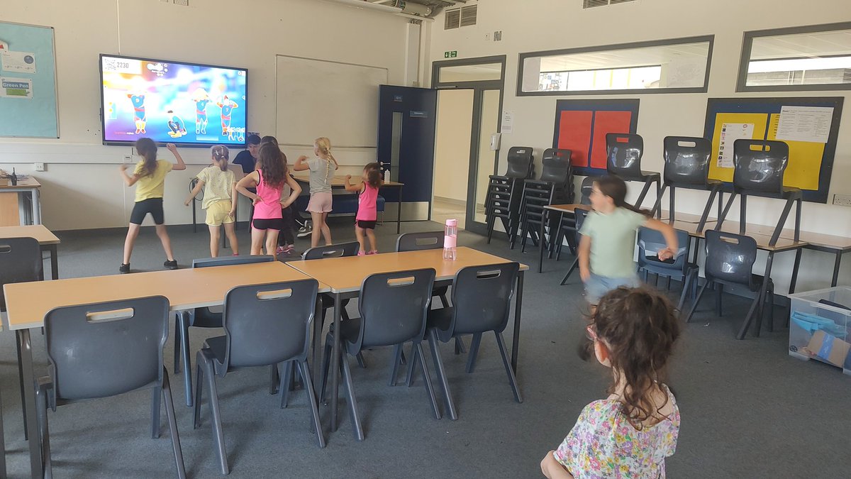 MultisportsS's tweet photo. loads of fun and games @MultisportsS #activeessex holiday camps.
Dance  football skills, teamwork, fun , sun protection, lots of healthy snacks and a hot meal for all https://t.co/8r0SAaU0Mq