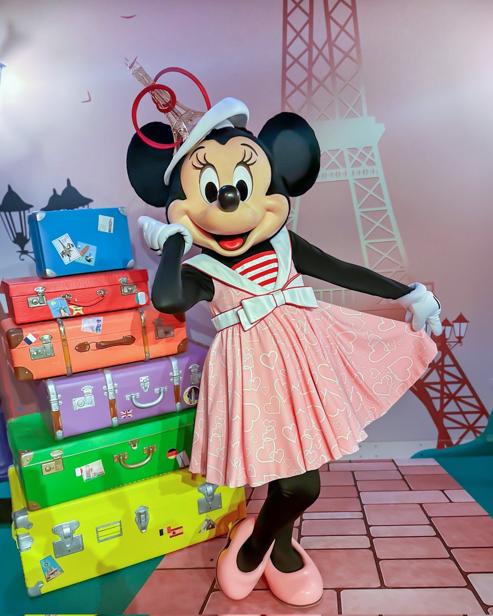 新商品❣️◆パリディズニー◆レミー フィギュア 人形 エッフェル塔 新商品❣️◇パリディズニー◇レミー フィギュア 人形 エッフェル塔