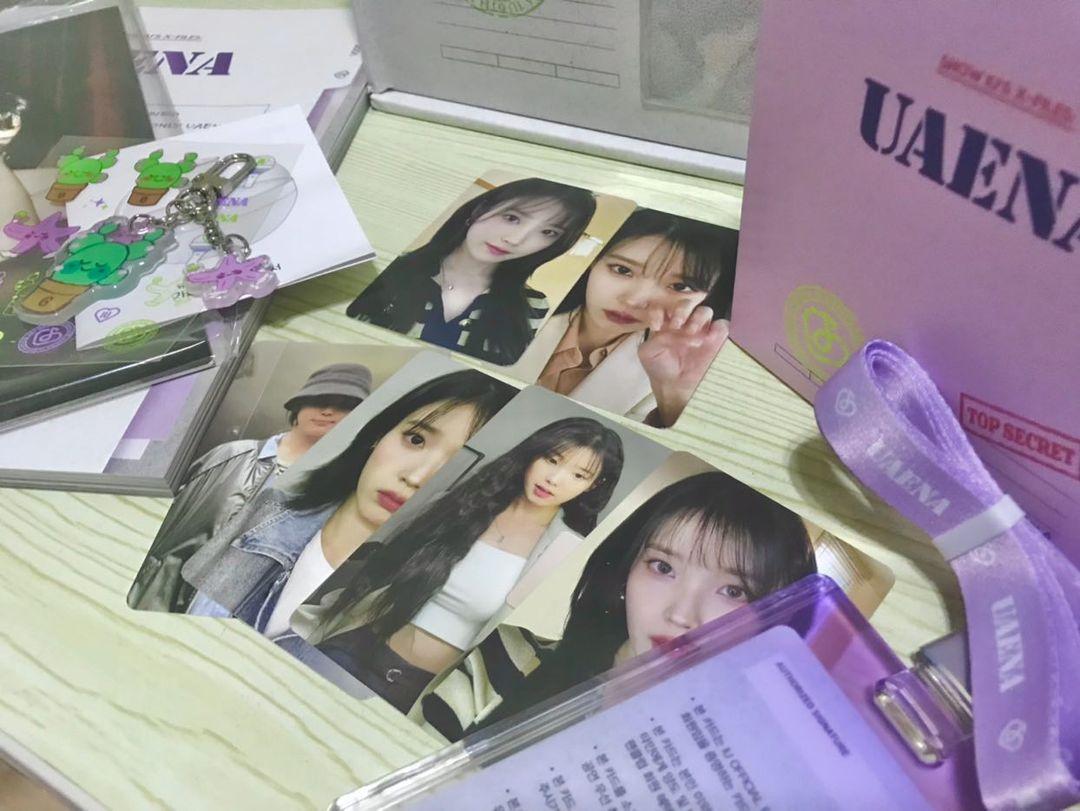 AnnarfmU's tweet photo. My uaena kit finally arrived! ( Last week ) after months of waiting it's finally home.๐ญ๐ซถ( Umuwi lang talaga ako sa'min para dito ๐ฅน) THANK YOU SO MUCH ATE @shewhoscrivens and @merchmallowsph ๐๐ค๐ #Memafeedback
My Uaena heart is so happy ๐ญ๐
#IU #Uaena6thGenKit https://t.co/A5neHUon2p