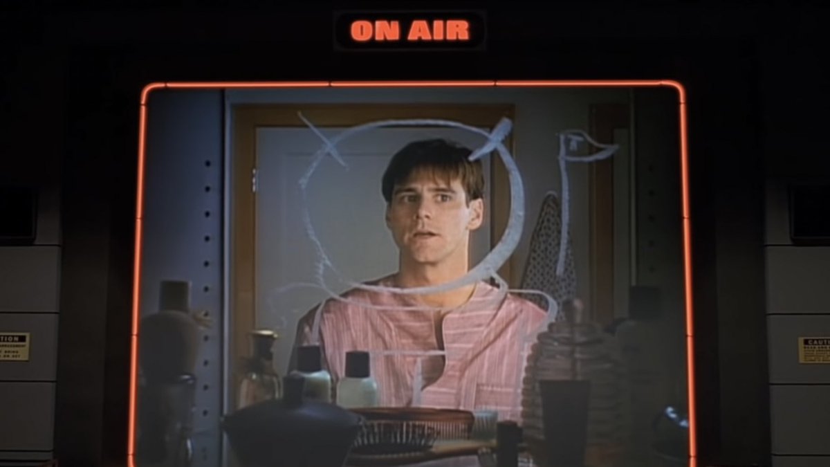 0613frames's tweet photo. The Truman Show (1998) // Rainy Days (2023) https://t.co/TRoAVoDBVf