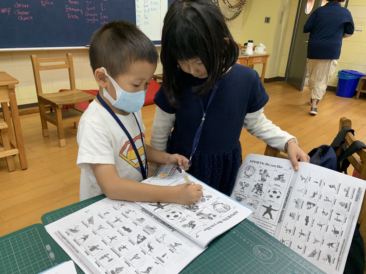 MissLeFaive's tweet photo. Taiwan Day 🖐🏻 Theme: Sports! Part 1⚽️🏀🏈⚾️🎾🏐🏓🏸🏒🥋 #LKDSBInternationalEd #ESLSLPTaiwan @IntlLKDSB https://t.co/k1vuxy6kyW