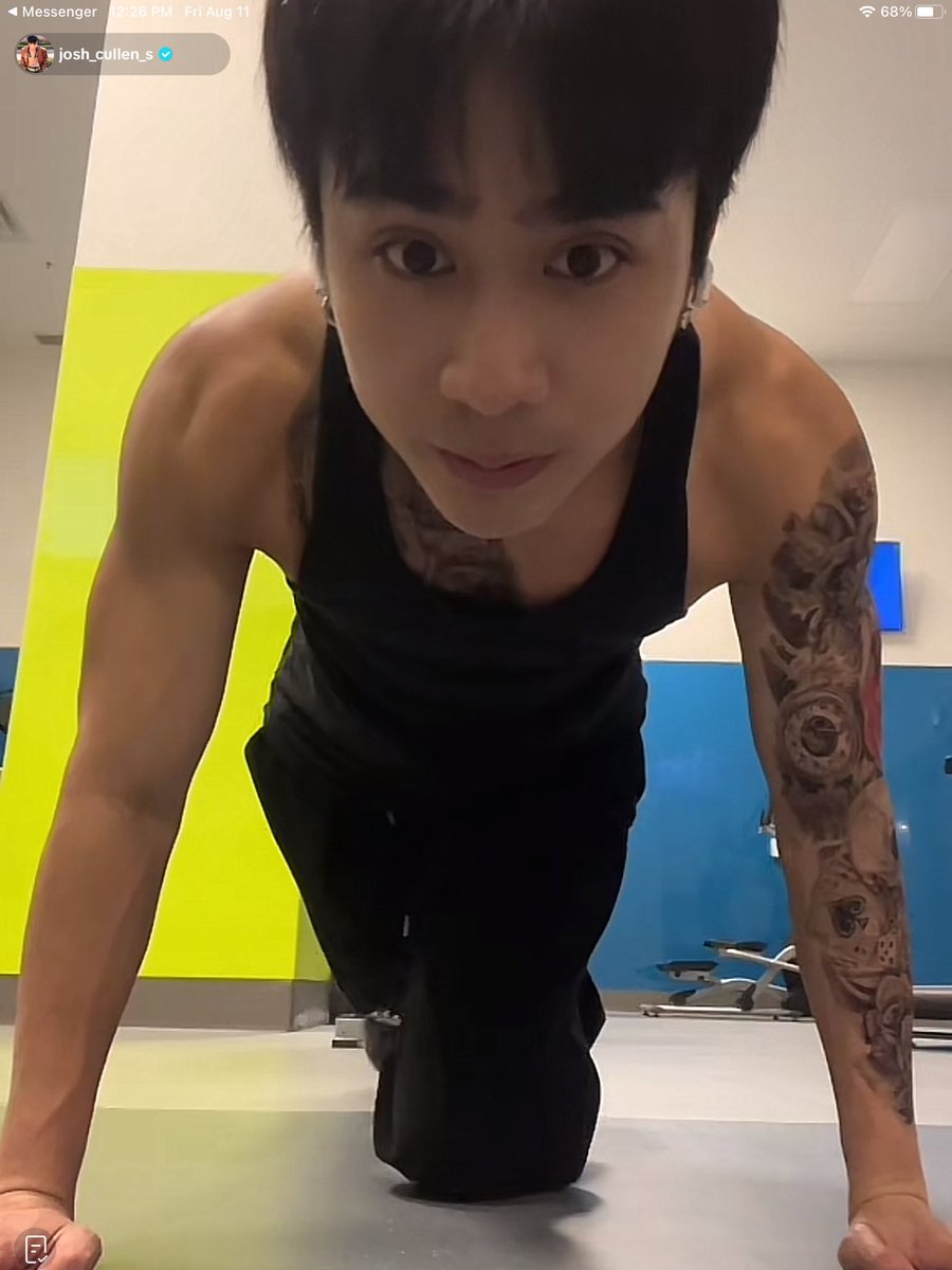 JoshtinDaily's tweet photo. -📸#SB19_JOSH TIKTOK LIVE UPDATE

sabayan natin sya mag bilang hahahahha

Watch him here: https://t.co/AL5u8S7BhH

@SB19Official #SB19 https://t.co/dLZn2vmQYs