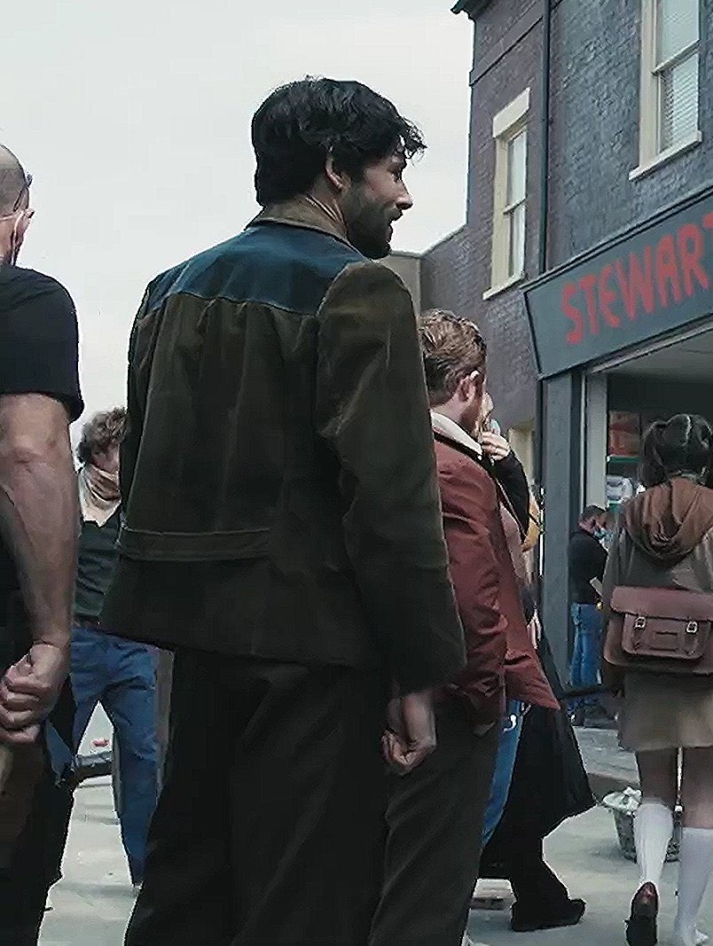 RitaLazzerini's tweet photo. #BillyClanton BTS of #Belfast
#ColinMorgan💙💙💙💚💚☘️☘️ https://t.co/Esd8dIYoVO