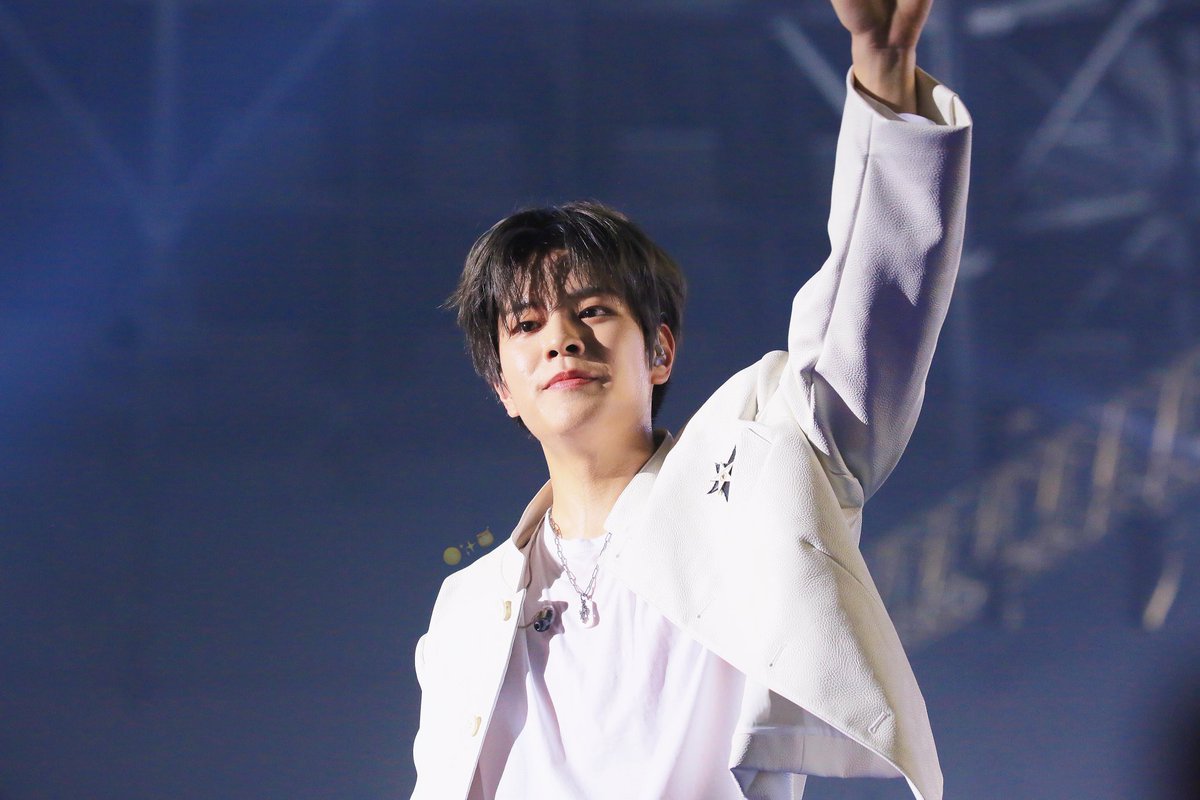 MoonLightHoney_'s tweet photo. 230810 하트드림어워즈

#StrayKids  #Seungmin 
#스트레이키즈  #승민 https://t.co/XhQ328wrFq