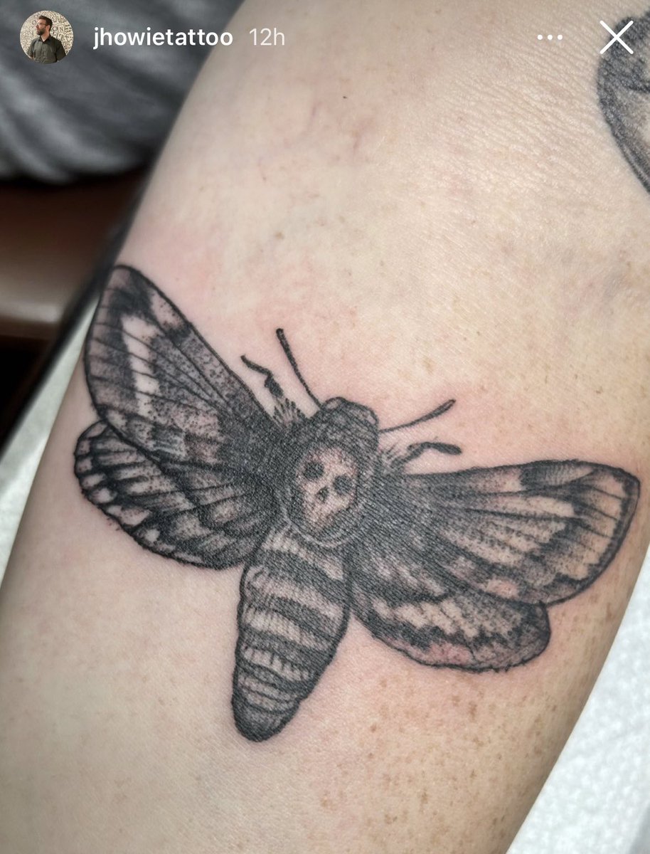FatherOfBen's tweet photo. Support Tattoo Artists: Check out Rachel’s Death's-Head Hawkmoth tattoo. The tattoo was done by John Howie at Frequency Tattoo Company in East Falls. https://t.co/ofeMJQHcSi #JohnHowie #FrequencyTattoo #EastFalls https://t.co/lxLCjSq86P