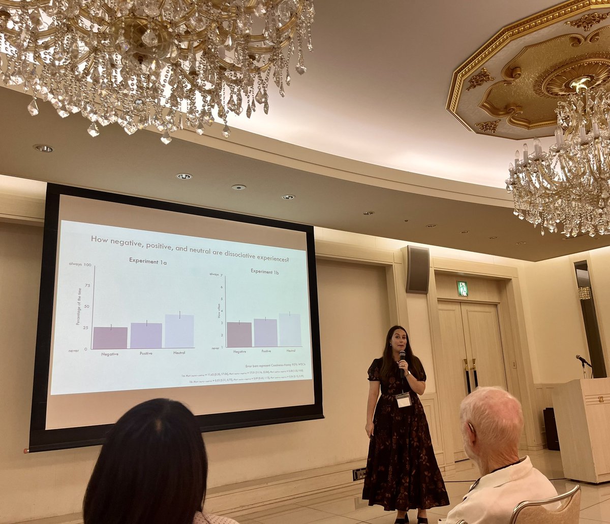 lorraine_hope's tweet photo. @AndreaJTaylor Negative experiences do not dominate dissociation (mostly neutral)…..but people expect future dissociative experiences to be negative - interesting disconnection with implications for courtroom #SARMAC23 https://t.co/fO1yZldF2y