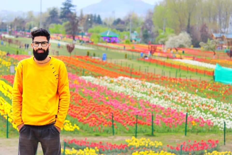JournalistZehra's tweet photo. Wishing you a happy birthday and all the best for the coming year. @rahi_shamshad_ https://t.co/Bxq2kWG5vX