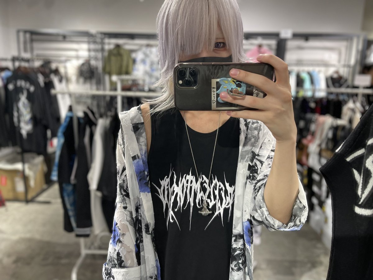 acro_sou's tweet photo. 今日は19時まで！

夏物まだ揃えてない方はぜひ今が豊富なので揃えちゃいましょう！
揃えた方はパンツとかも合わせてみましょう💪 https://t.co/0c1jWNEQLu