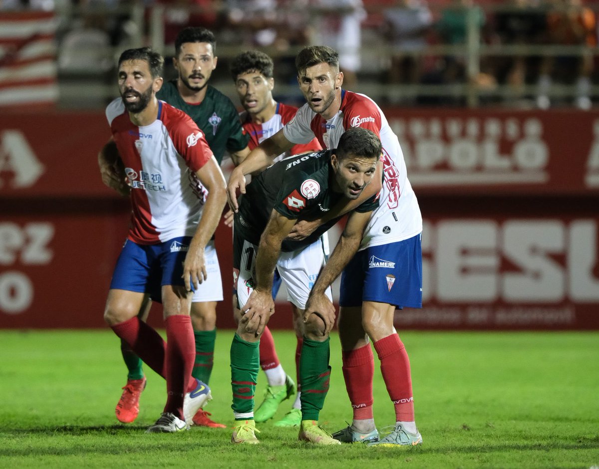 Luca Ferrone tweet media