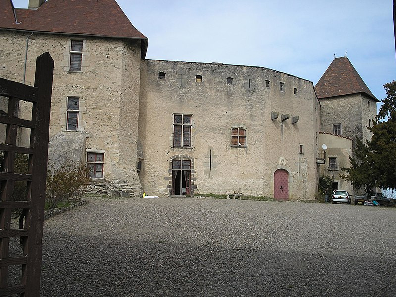 MonumentumFr's tweet photo. Château de la Roche à #Chaptuzat (#PuyDeDôme) Le château de la Roche a une origine ancienne, liée à celle de Montpensier. La Roche était, au XIIe siècle, une simple tour fortifiée assurant la surveillance d'un ...
Suite 👉 https://t.co/YUm6UUdhQK
#Patrimoine #MonumentHistorique https://t.co/uXBLoc1J1M