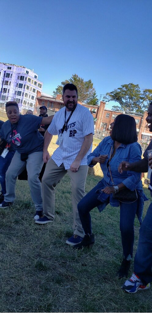 Principal Spears “Swag Surfin!”#FPCSBP After a data dump… he dances! IYKYK
#JourneyTo30  #FPCS <a href="/FriendshipPCS/">Friendship PCS</a>