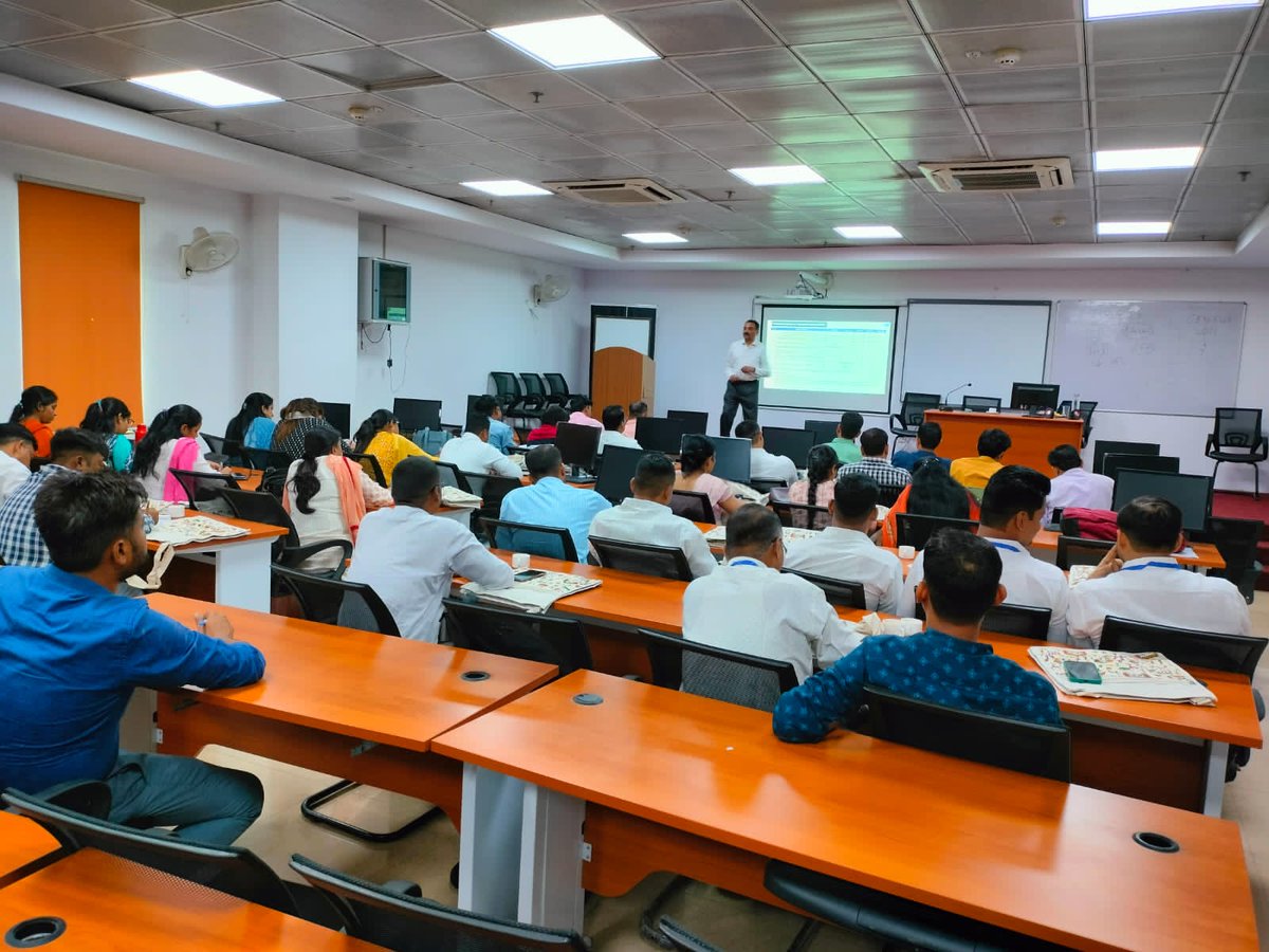 AIILSG_Official's tweet photo. #ICBP training for #RevenueInspectors successfully conducted in #Lucknow by AIILSG in collaboration with Mission Director, AMRUT, @UPGovt . 30 RIs from ULBs across #UP participated in the 3-day training on #AMRUT components, #urbangovernance, financial & disaster management. https://t.co/sperNlk57i