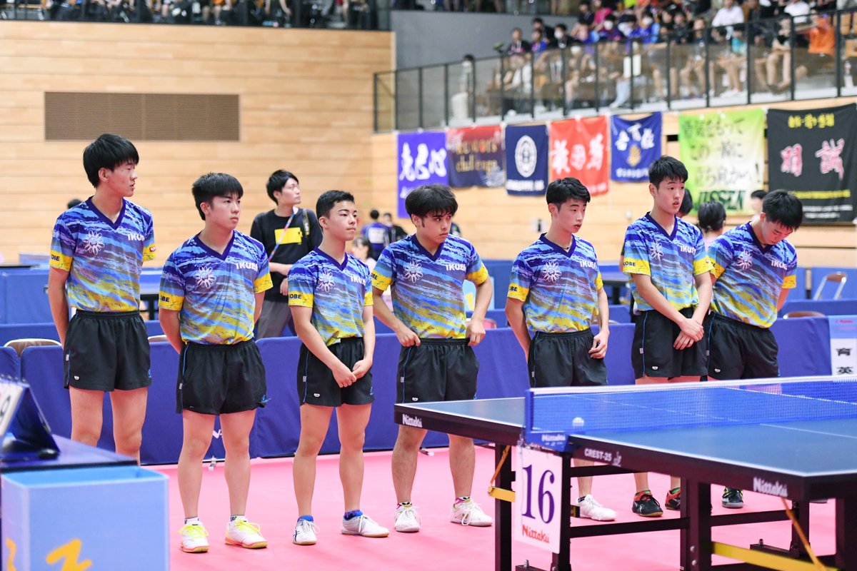 takurepo's tweet photo. #札幌インターハイ

▼男子学校対抗準決勝の結果
明豊（大分）　3-2　育英（兵庫）
○木塚　3-1　武智
　植木　1-3　谷本○
○木塚／岡田　3-0　高橋／谷本
　岡田　0-3　二井原○
○高橋　3-0　高橋

明豊が育英との接戦を制し、決勝進出。木塚が単複2点取りし、昨日の野田学園戦同様、ラストで高橋拓己が育英キャプテンの髙橋慶太をサービスから崩して勝利を決めました。
#卓球レポート #卓球 #卓レポ