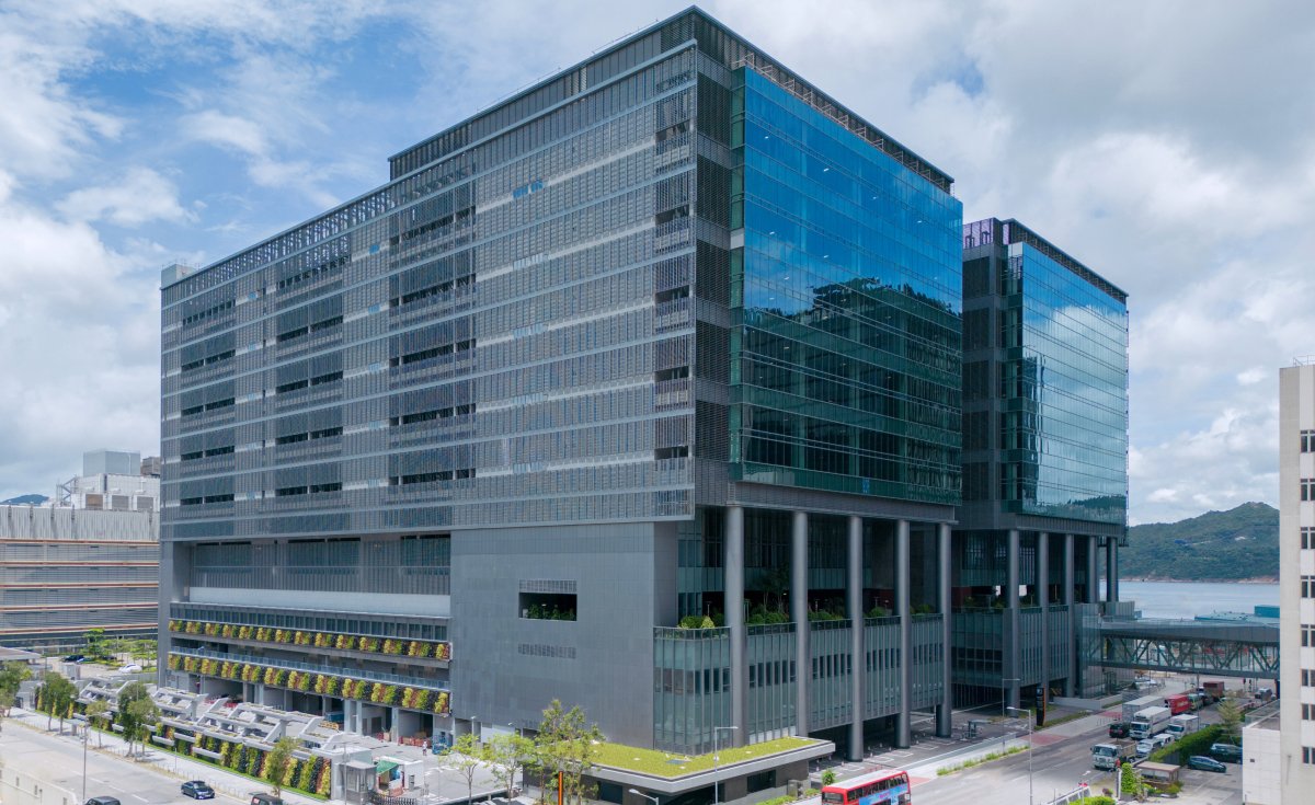 Nikken_Global's tweet photo. Advanced Manufacturing Centre
This 2022 project is a part of its preparations for the global shift towards #DigitalTransformation (DX) and the Fourth Industrial Revolution.
Learn more: https://t.co/2AXSkI7DEB

Photo: Wong Tung &amp; Partners Limited
#ExperienceIntegrated #Logistics https://t.co/rUtZIV00b6
