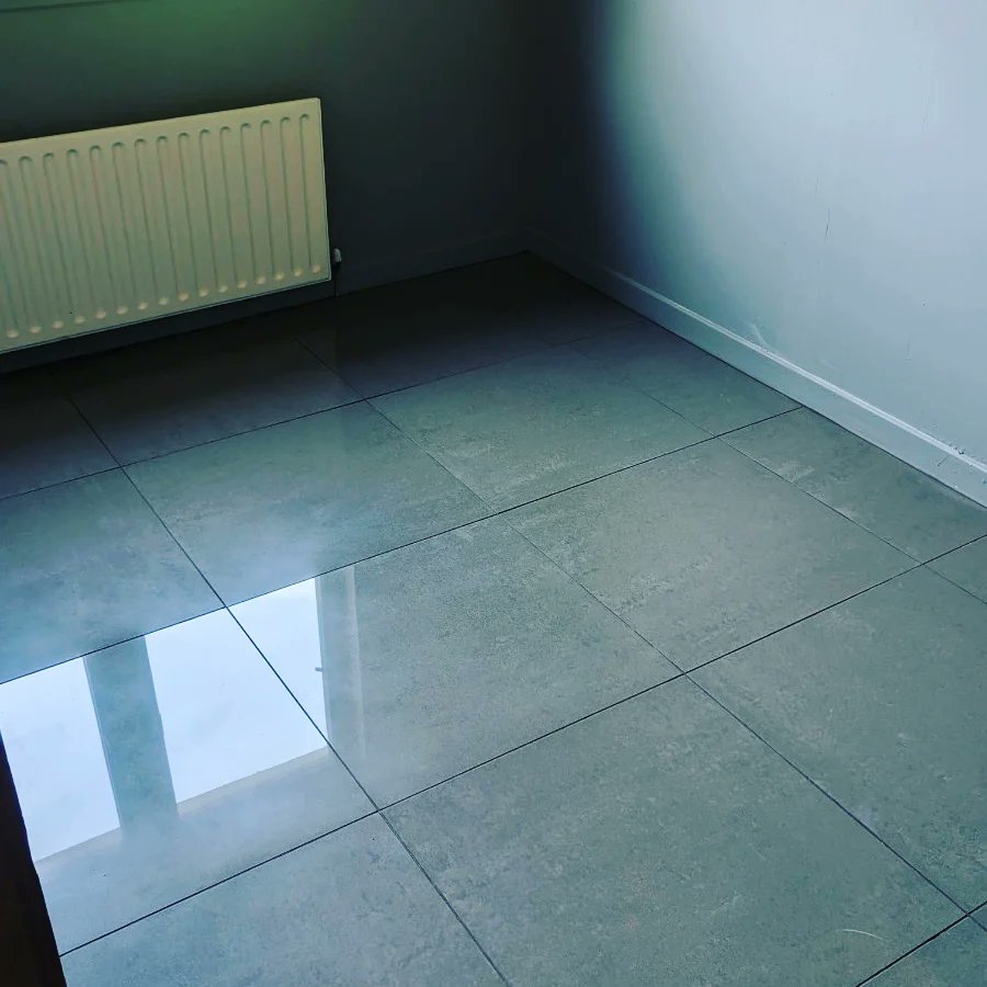 dunbartontiling's tweet photo. More quality installations done by Dunbartonshire pro tiling. Are you looking for any tiling work to be done? If so contact Brian Gallagher on 07926947257. Free estimates, all work guaranteed, fully insured.
https://t.co/vNErcsgHQ8  #tiles #tiler #glasgowtile #kitchen #toppstiles https://t.co/hrJ91aJosP