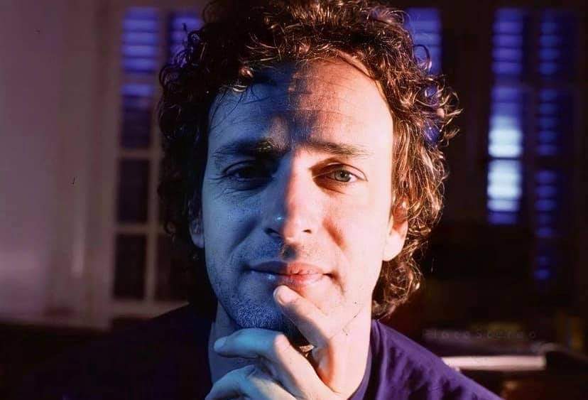 #FelizCumpleañosCerati

Feliz cumple al ser más increíble de la galaxia.