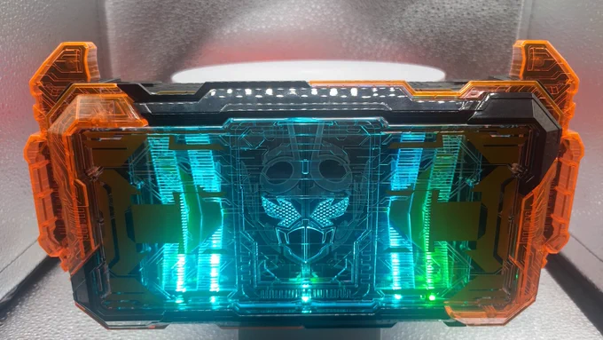 ガッチャードライバー来ましたぞ。今作のアイテムはカードだから置く場所には困らないはず…