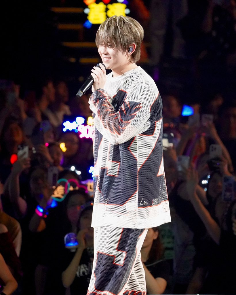 lucia906's tweet photo. 💙

#keungto 
#keungshow 
#姜濤
#keungtowavesinmysight #keungtowavesinmysightsoloconcert2023 https://t.co/qlMSZIiz0m