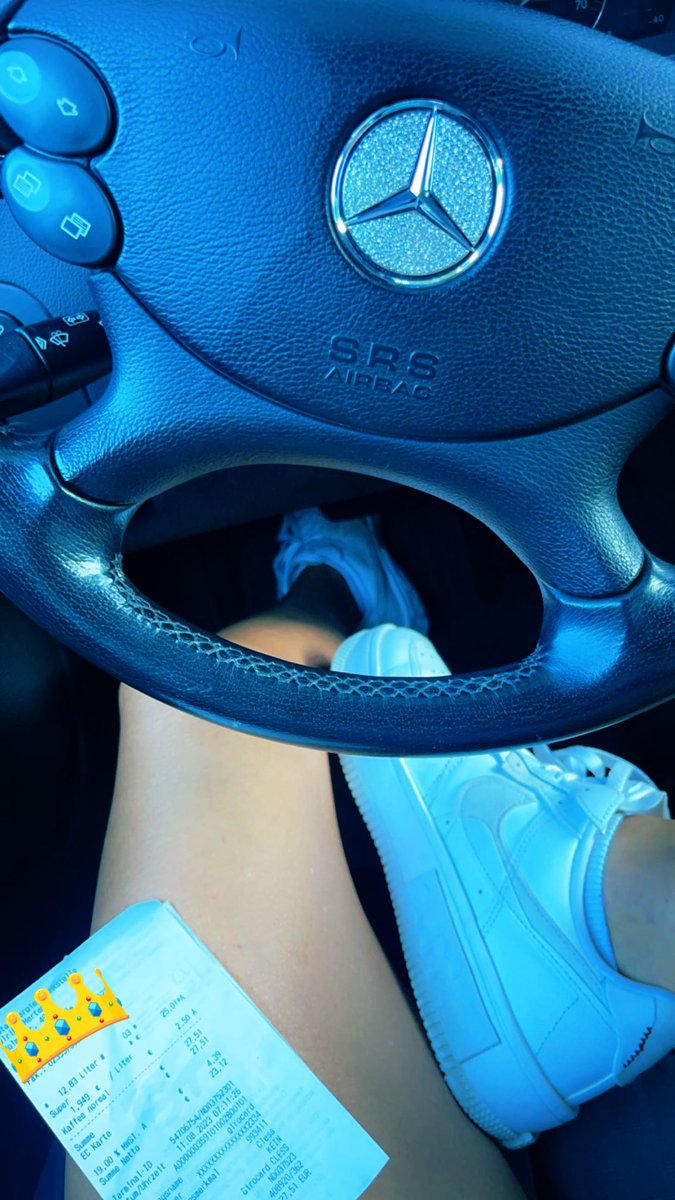 FinDomQueenT1's tweet image. 🧎🏽‍♂️💰🧎🏽‍♂️💰🧎🏽‍♂️💰🧎🏽‍♂️💰🧎🏽‍♂️💰Morgendliche Rechnung ist zu übernehmen 😈

Welche Pussy traut sich?

#paypig #geldsklave #geldherrin #herrin #cashslave #zahlsklave #zahlschwein #feet #sklave #mistress #findom #geldsklaven #luxusherrin #slave #money #dominanz @ThomasPiggy67 @Giovann64108095