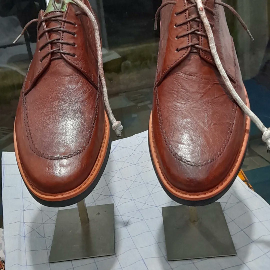 Roekifcastle's tweet photo. Stepping into Style: These sleek brown shoes are ready to take you on a fashionable journey. Resting confidently on the table, they exude timeless elegance and impeccable craftsmanship. Slip them on and let your feet embark on a stylish adventure!"
#roekifcastle #fashion #Shoes https://t.co/npYH3mrGMS