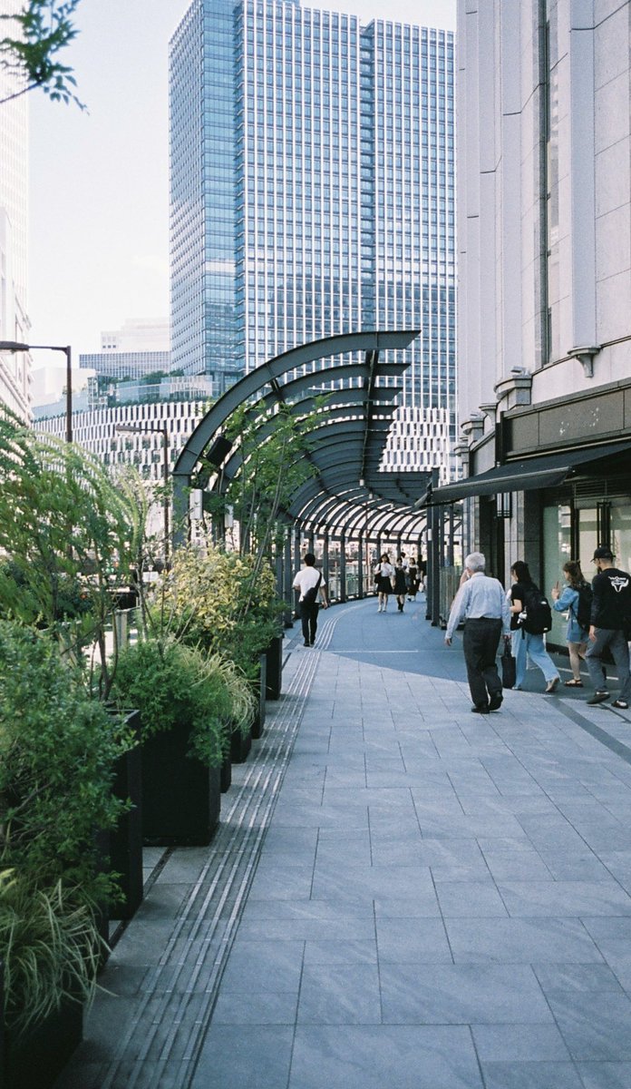 weugh_Tda's tweet photo. 定期的にAPSフィルムの良さをアップする😃
今日は大阪梅田編

＃apsフィルム
#CONTAX 
#CONTAXtix
#写真好きな人と繋がりたい https://t.co/xxYbXwy2Mz
