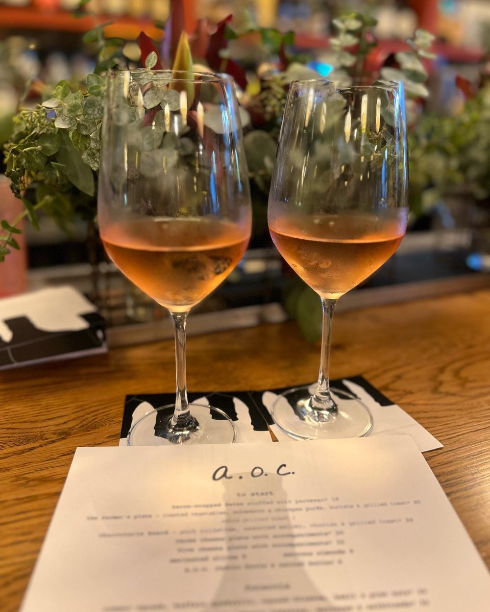 We're doing a special #HappyHour in support of Writers &amp; Actors at both a.o.c. locations! Mon-Wed 5:30-7:30p just present your SAG-AFTRA or WGA card for 20% off #Dinner #Wines by the glass &amp; select cocktails! 🍷🍸️  #aoc #aocwinebar #aocbrentwood #aocla #happyhour #writersguild