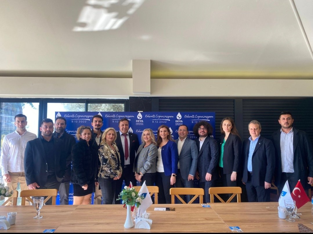 Çalışmayı kendisine ilke edinmiş kıymetli Başkanımız Sayın <a href="/ozlemarlier/">Özlem Arlıer💧</a> 'e yeni görevinde başarılar diliyoruz. Hep birlikte Antalya' mıza #Deva olmaya
kararlıyız. <a href="/devapartisi/">DEVA Partisi</a> <a href="/alibabacan/">Ali Babacan</a> <a href="/erginsadullah/">Sadullah Ergin</a> <a href="/avidrissahin/">Av. İdris Şahin</a> <a href="/muratpasakadind/">Muratpaşa Deva Kadın Çalışmaları Başkanlığı</a> <a href="/DEVA_muratpasa/">Muratpaşa DEVA Gençlik Çalışmaları Başkanlığı</a>