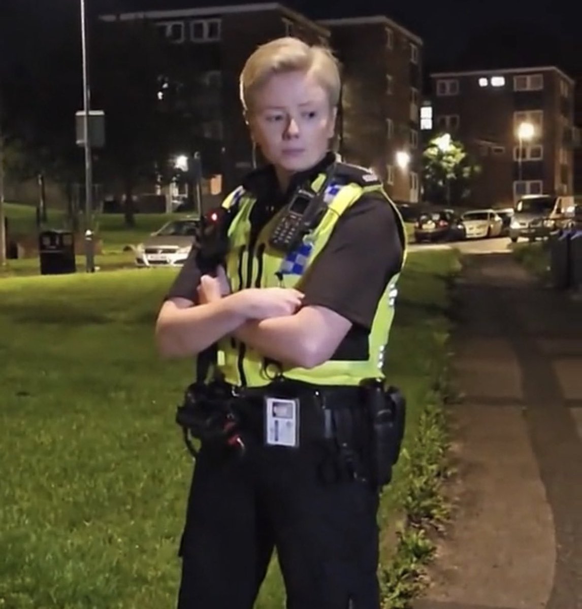 OliLondonTV's tweet image. Should this LGBTQI+ police officer be arrested &amp;amp; charged with child abuse? 

She is responsible for dragging a 16 year old autistic girl out of her house and dragging her across the street. 

She arrested the girl because she said the officer looked like a ‘lesbian.’