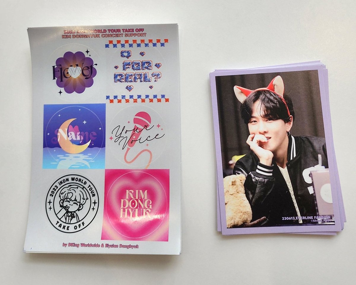 ElysianDonghyuk's tweet photo. DAENG CREW iKONICS! If you're in Singapore come &amp; visit this CSE by SGiKONICS!
You can find our Donghyuk postcard &amp; sticker freebies there today!

#iKON_TAKEOFFinSINGAPORE https://t.co/vFR5uZusYw
